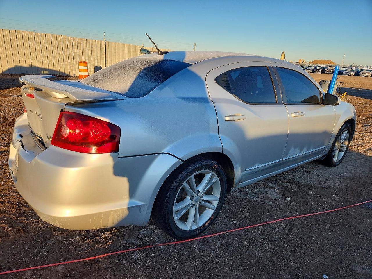 2012 DODGE AVENGER SXT photo 5