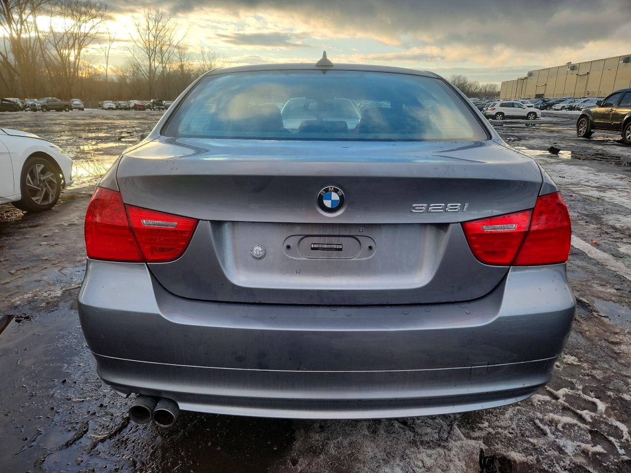 2009 BMW 328 XI SULEV photo 6