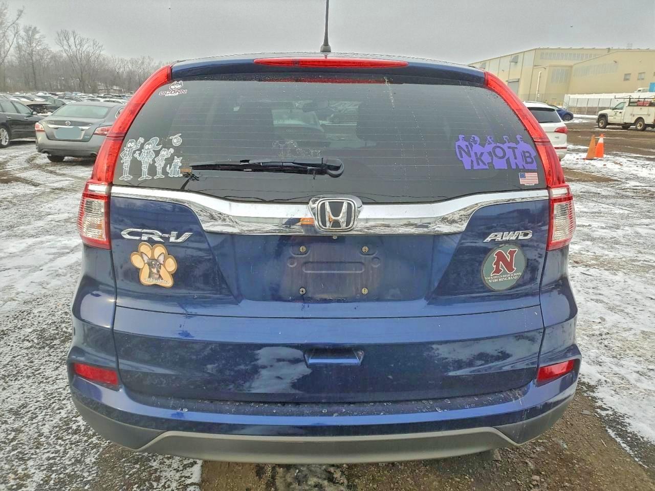 2015 HONDA CR-V LX photo 6