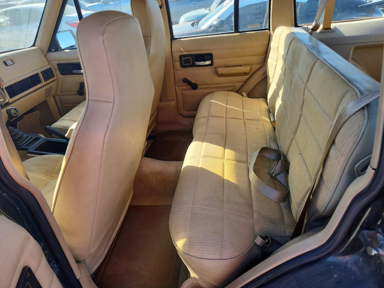1995 JEEP CHEROKEE SE photo 10