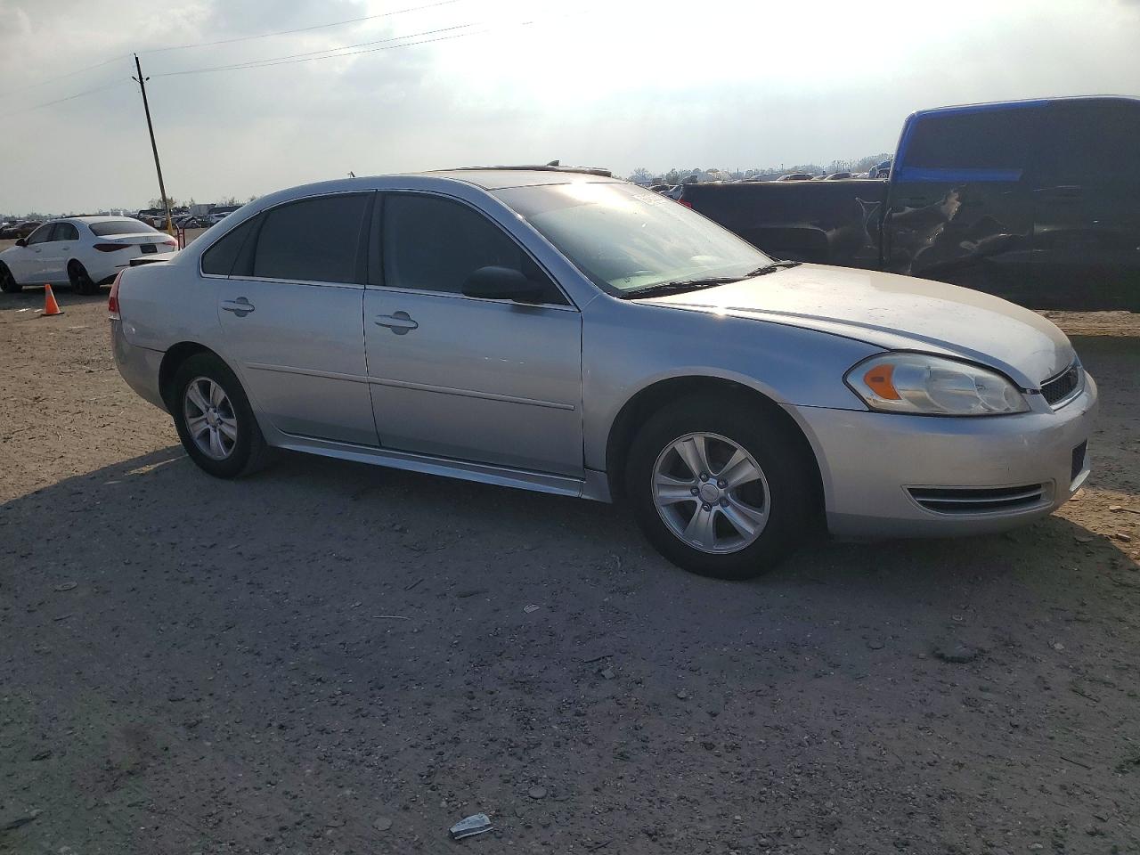 2013 CHEVROLET IMPALA LS photo 4