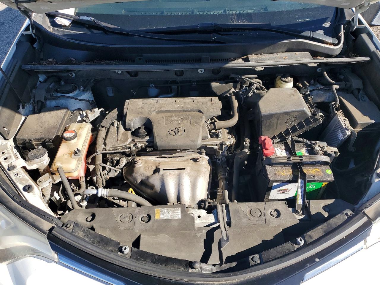2016 TOYOTA RAV4 XLE photo 12