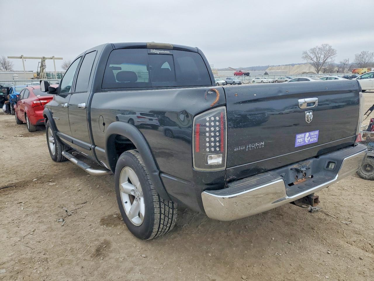 2007 DODGE RAM 1500 ST photo 2