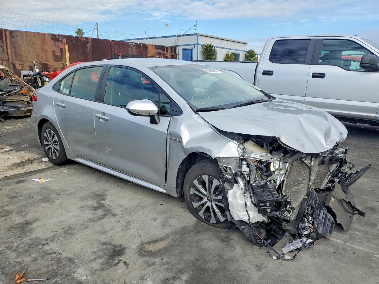 2020 TOYOTA COROLLA LE photo 4