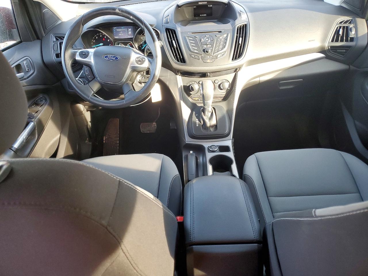 2015 FORD ESCAPE SE photo 8