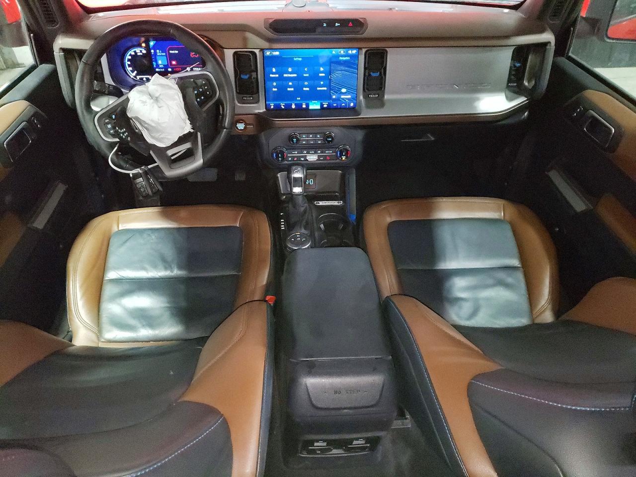 2022 FORD BRONCO BASE photo 8