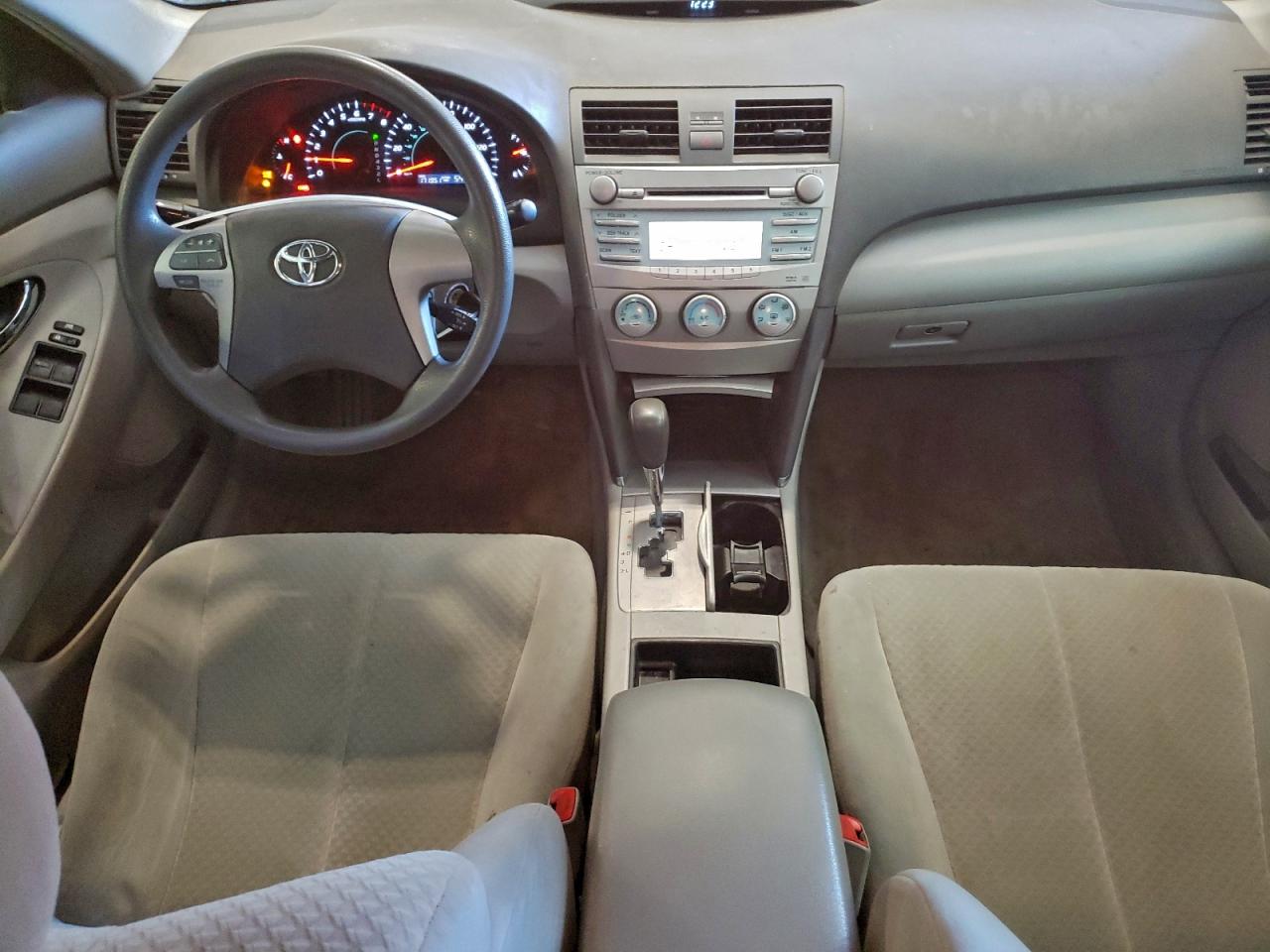 2009 TOYOTA CAMRY BASE photo 8
