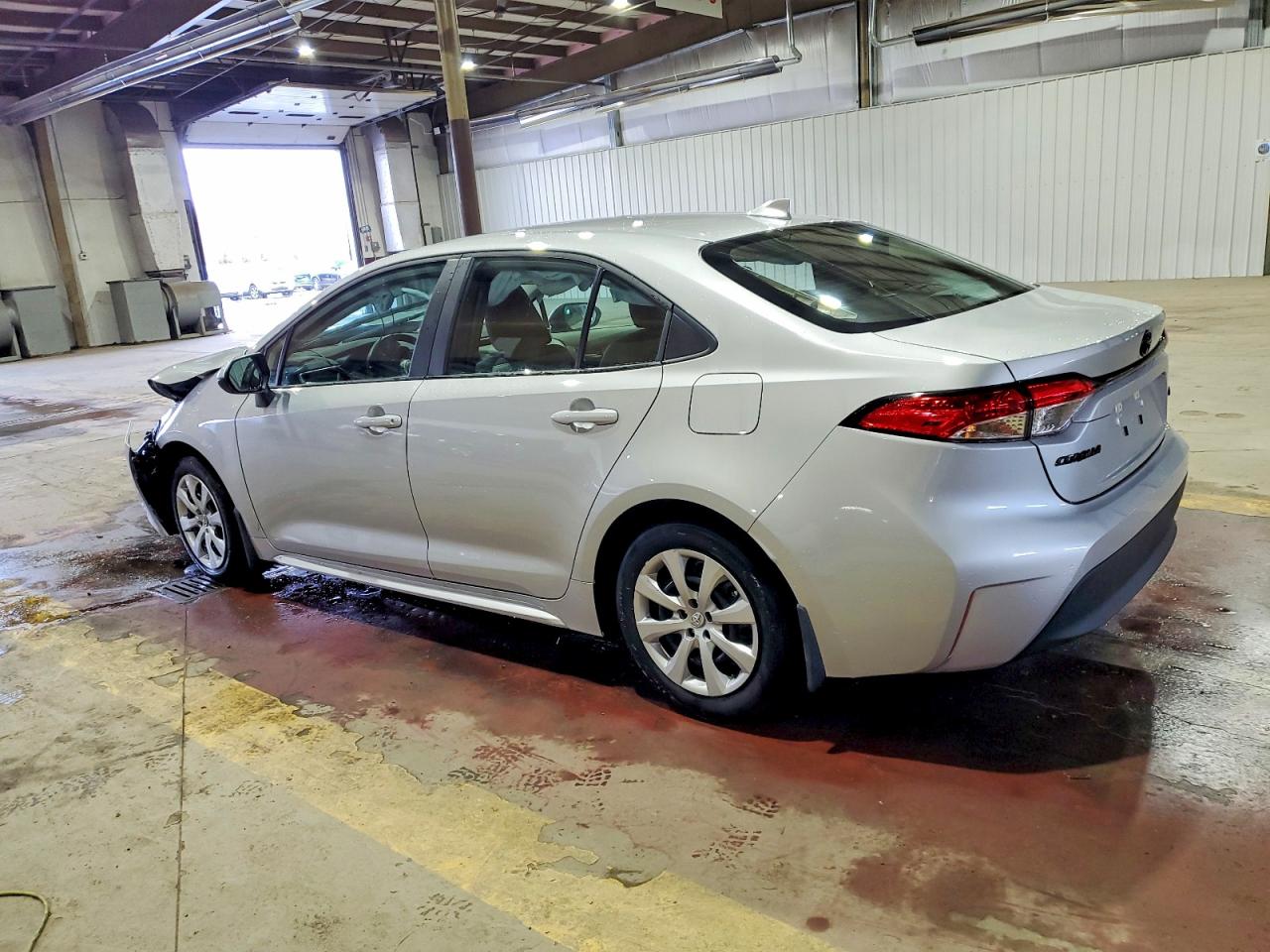 2024 TOYOTA COROLLA LE photo 2