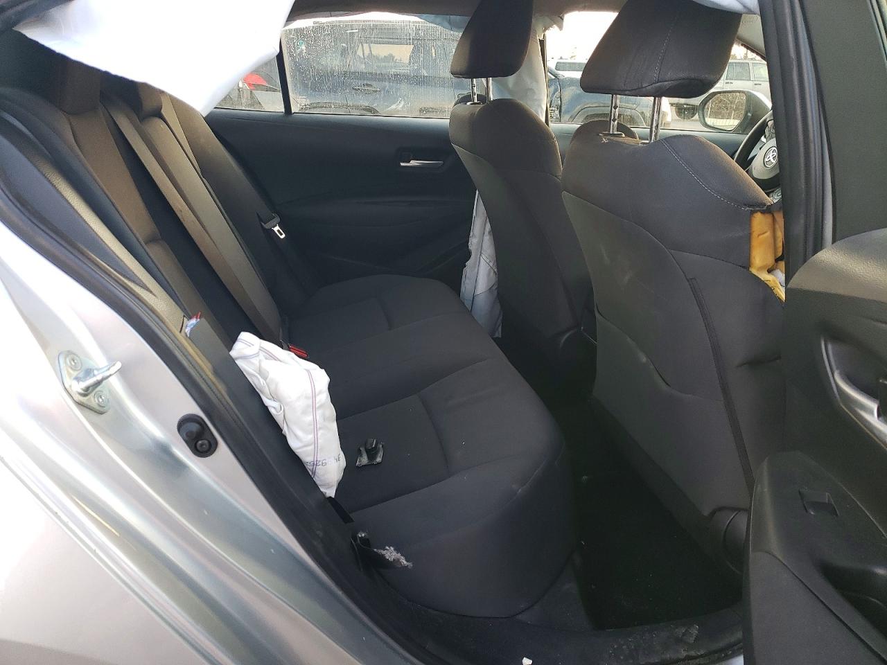 2021 TOYOTA COROLLA LE photo 28