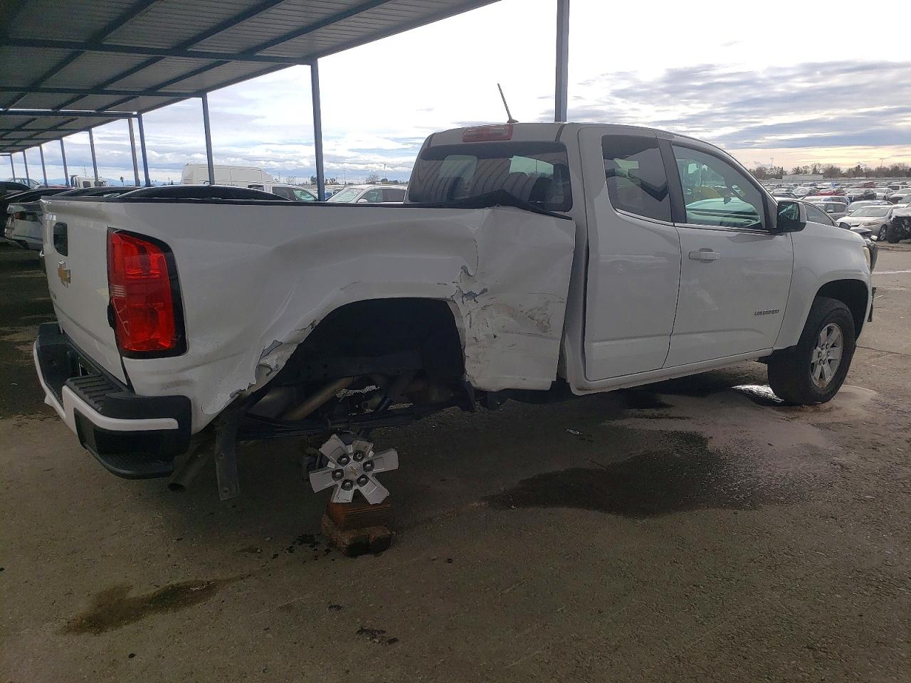 2019 CHEVROLET COLORADO photo 3