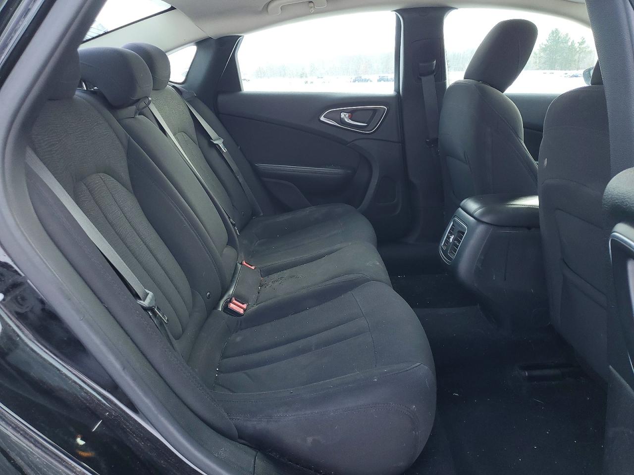 2015 CHRYSLER 200 LIMITED photo 10