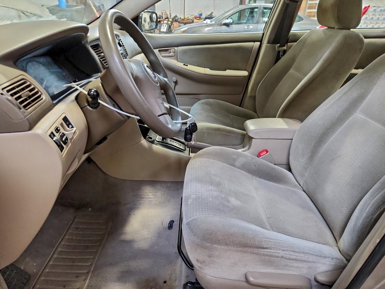 2007 TOYOTA COROLLA CE photo 7