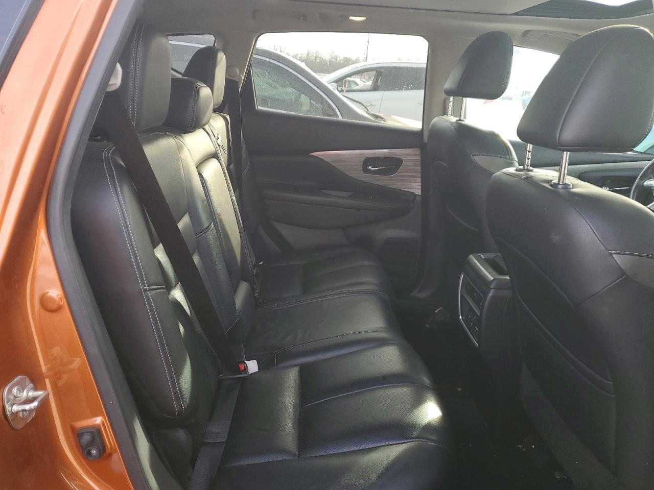 2015 NISSAN MURANO S photo 21