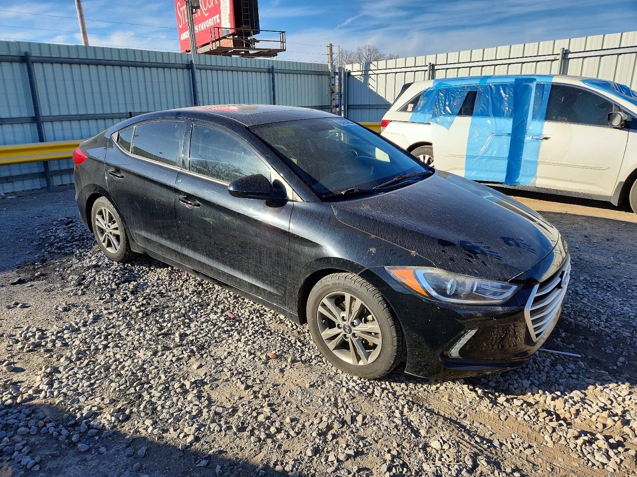 2018 HYUNDAI ELANTRA photo 10