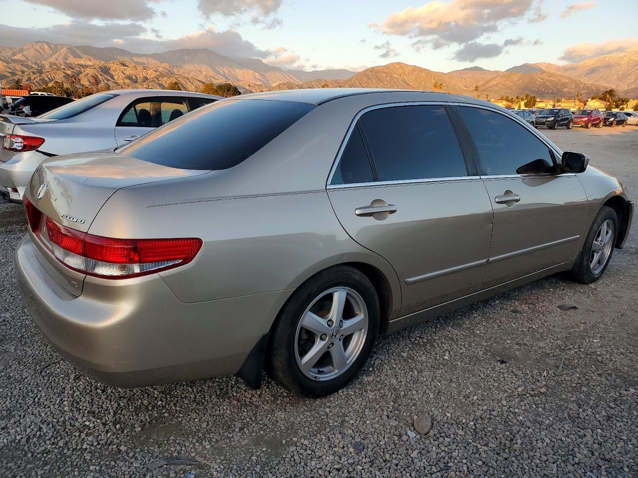 2004 HONDA ACCORD EX photo 3