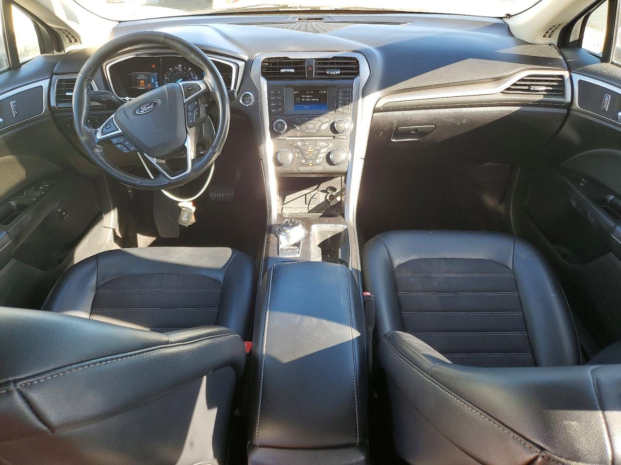 2017 FORD FUSION SE HYBRID photo 8