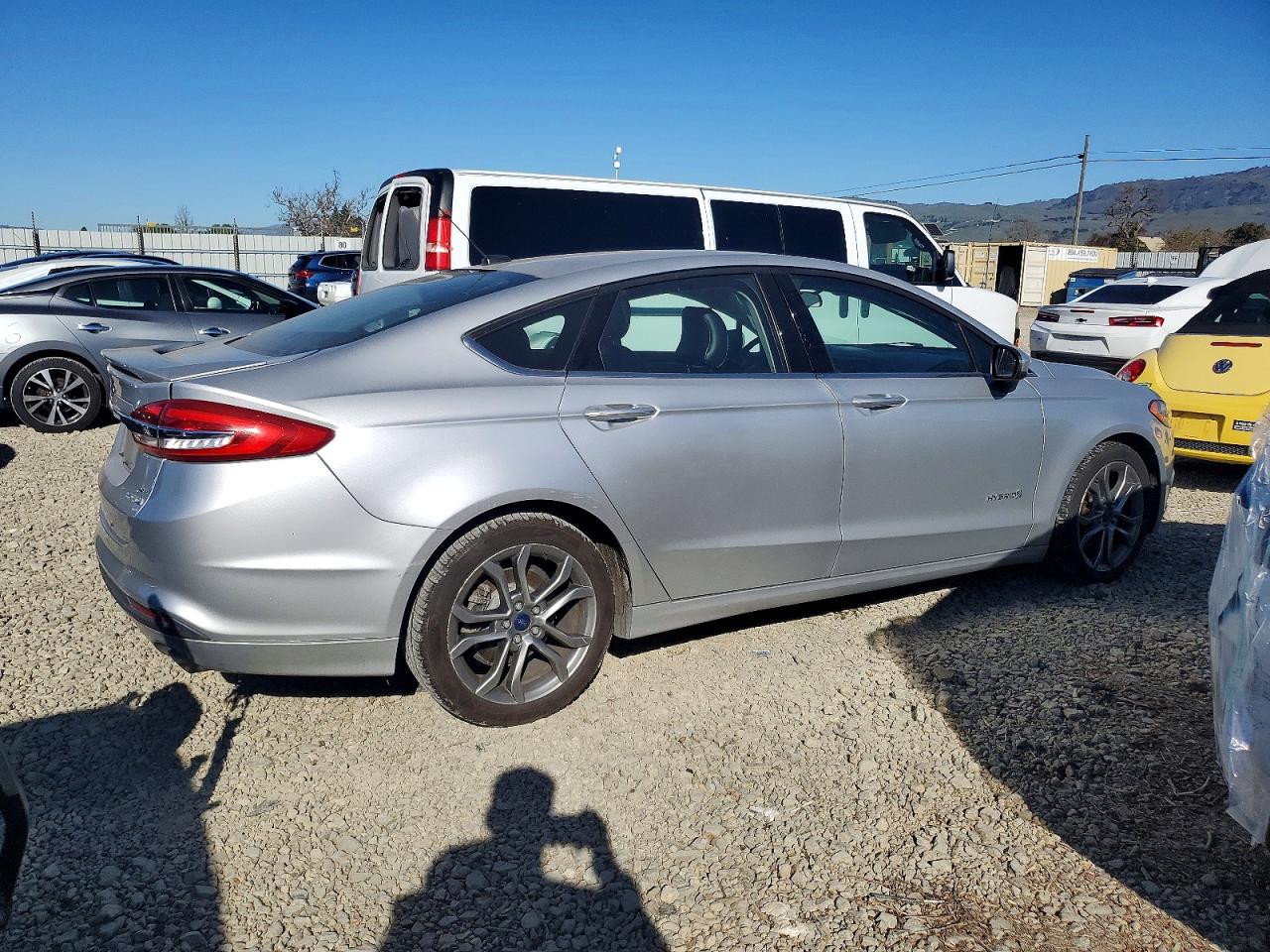2017 FORD FUSION SE HYBRID photo 3