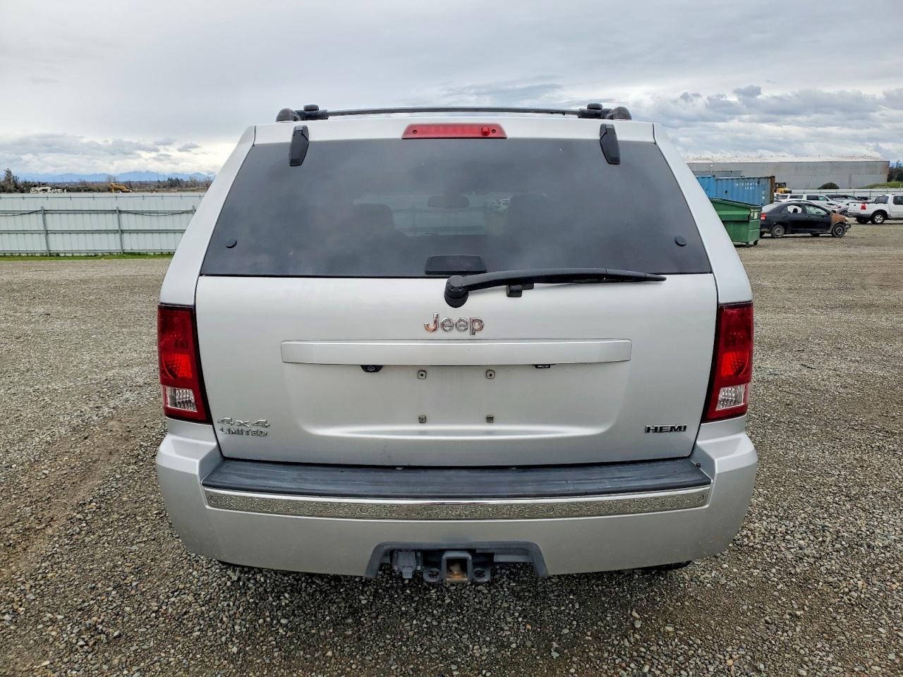 2009 JEEP GRAND CHEROKEE LIMITED photo 6