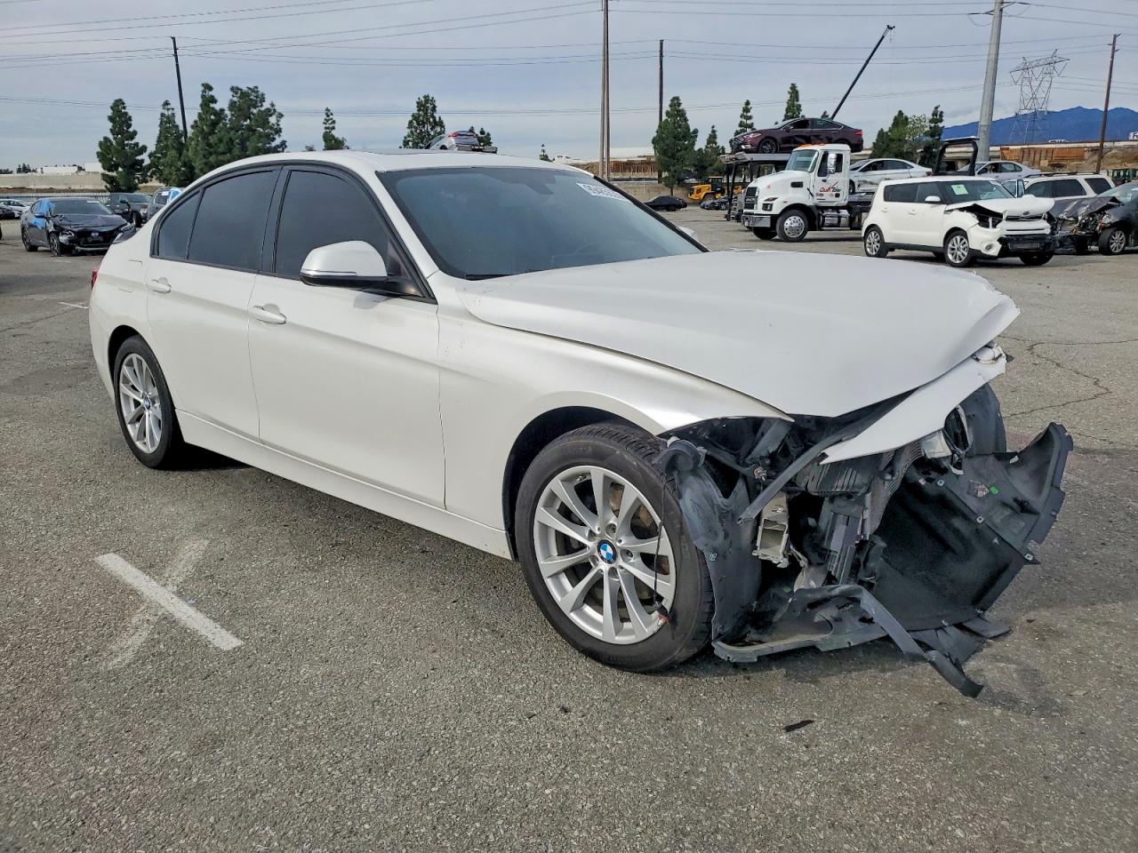 2017 BMW 320 I photo 4