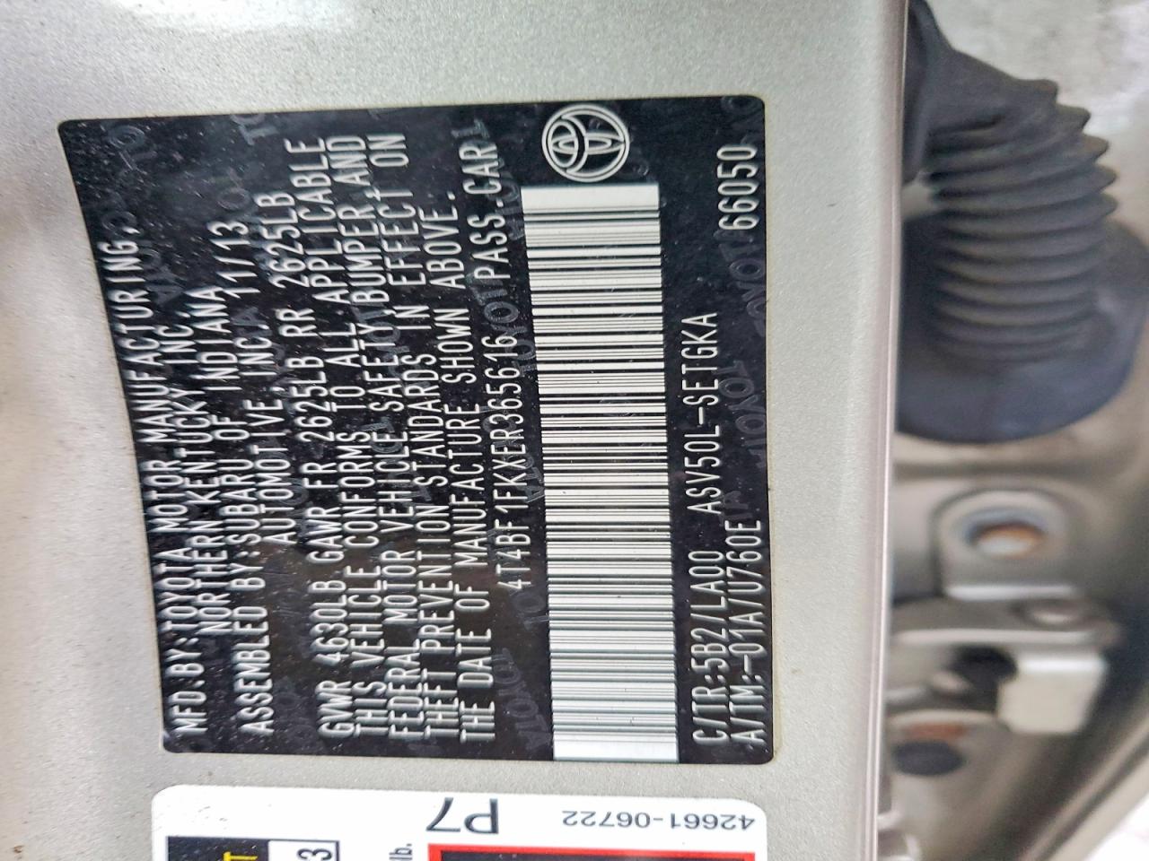 2014 TOYOTA CAMRY L photo 23