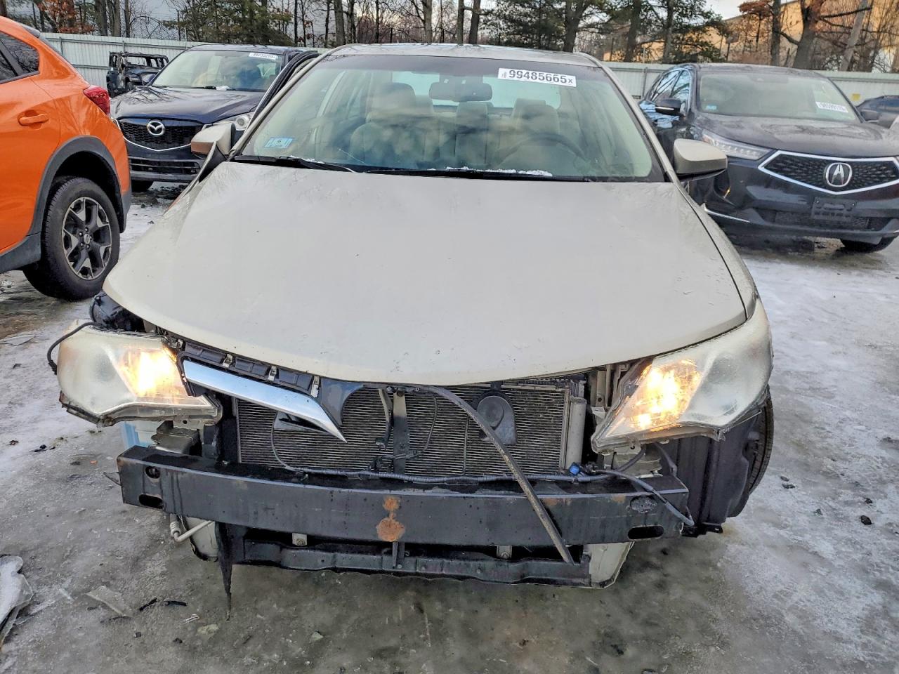 2014 TOYOTA CAMRY L photo 9