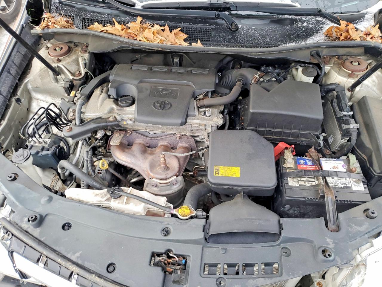 2014 TOYOTA CAMRY L photo 21