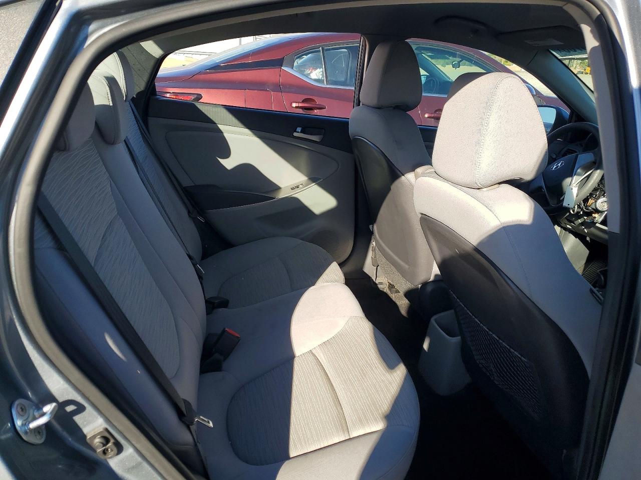 2017 HYUNDAI ACCENT SE photo 10