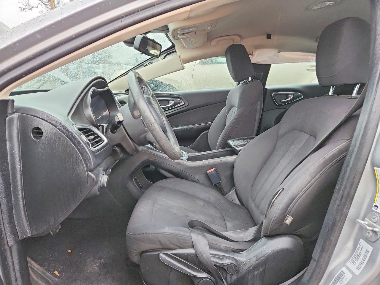2015 CHRYSLER 200 LIMITED photo 7