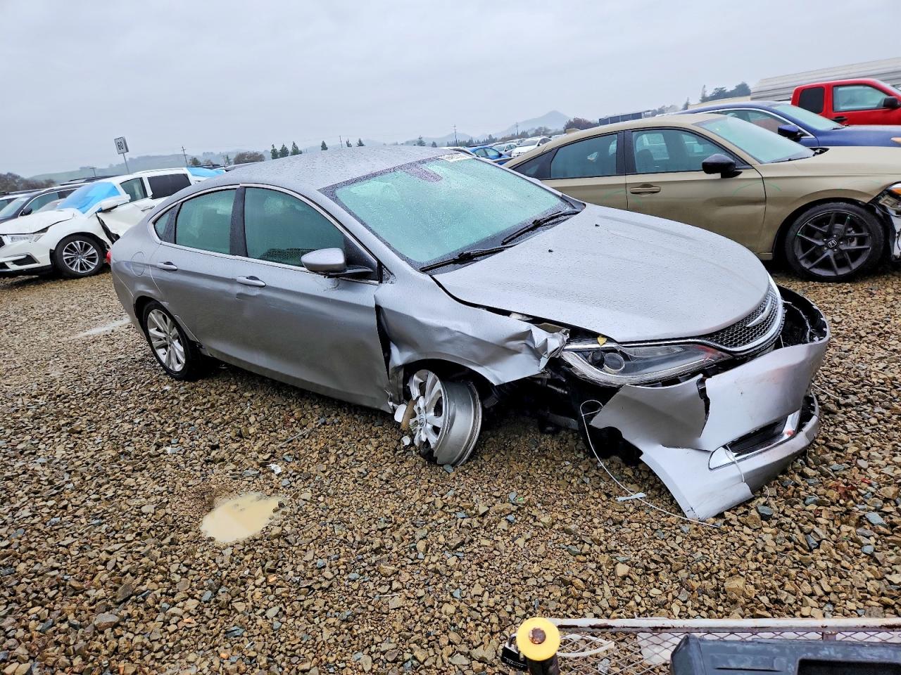 2015 CHRYSLER 200 LIMITED photo 4