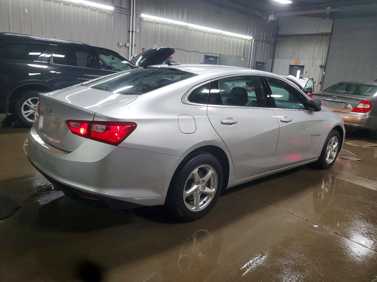 2017 CHEVROLET MALIBU LS photo 5