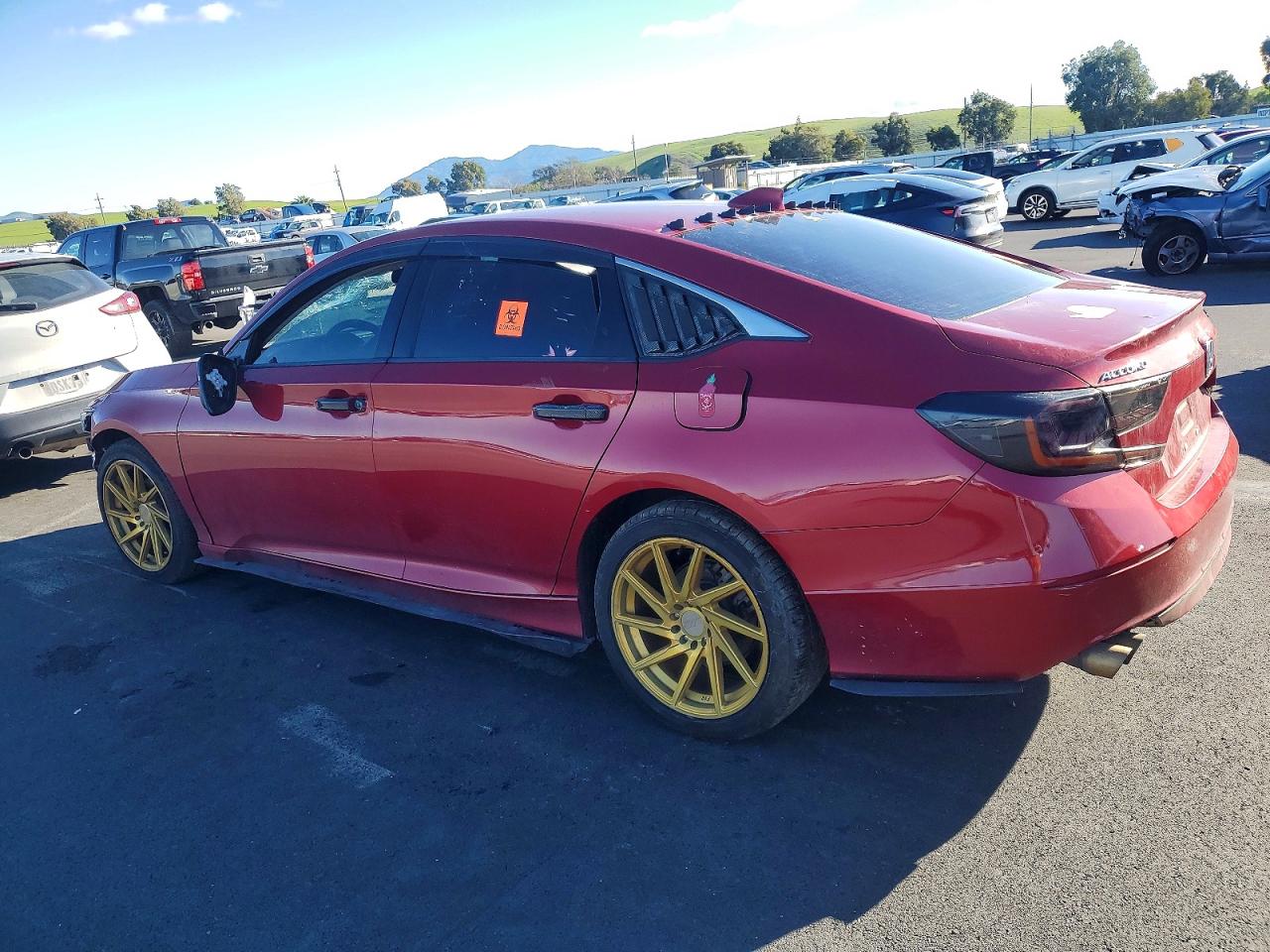 2018 HONDA ACCORD LX photo 2