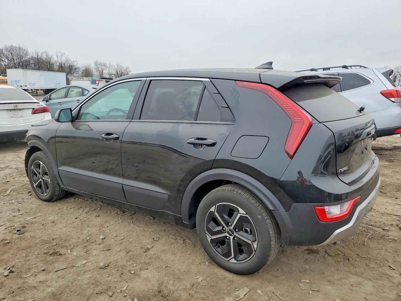 2025 KIA NIRO LX photo 2