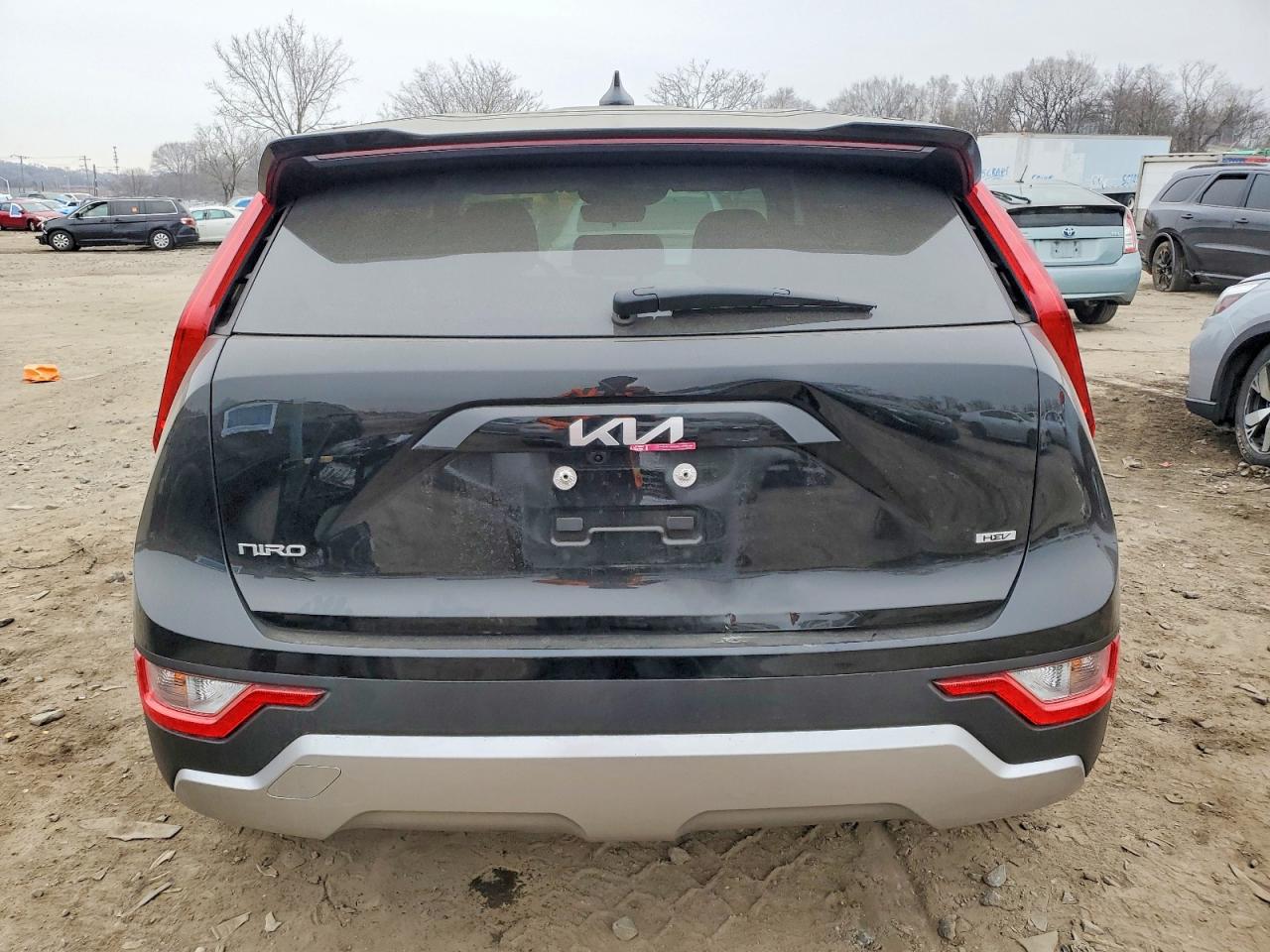 2025 KIA NIRO LX photo 6