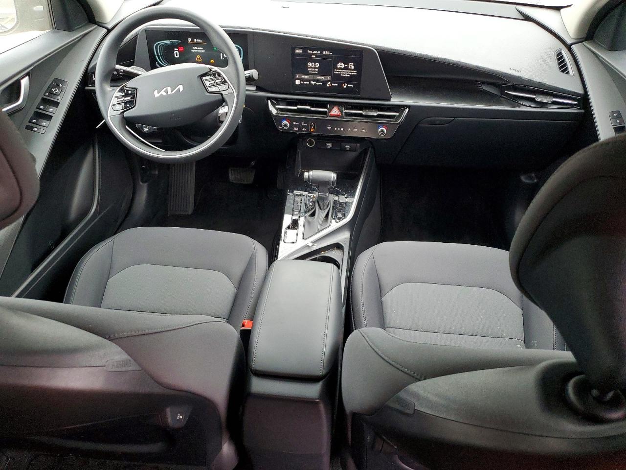 2025 KIA NIRO LX photo 8