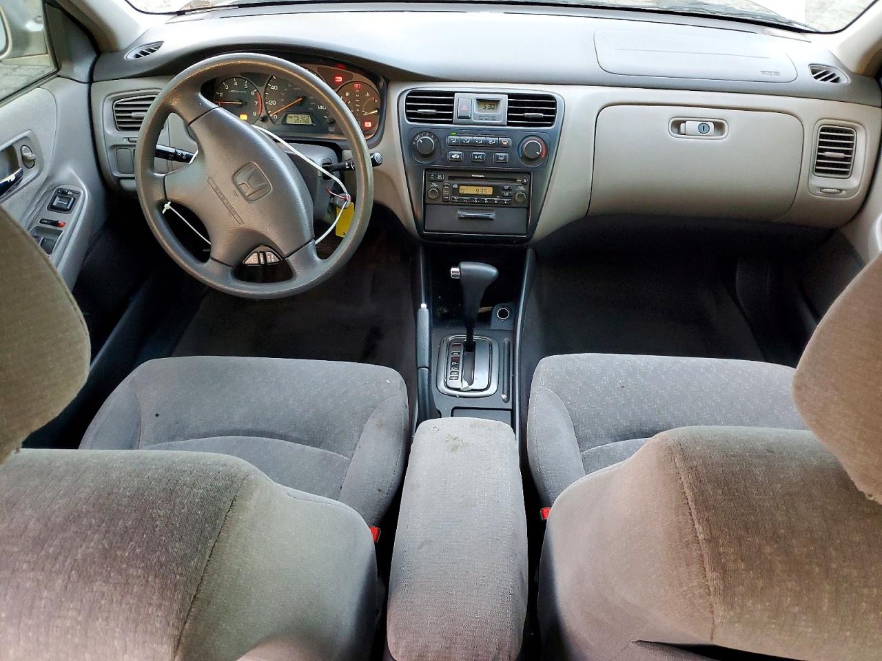 2002 HONDA ACCORD LX photo 8
