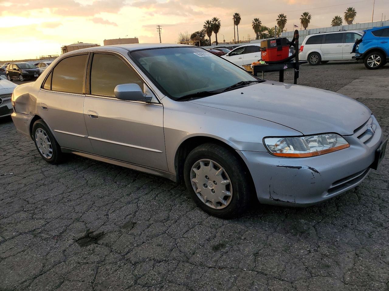 2002 HONDA ACCORD LX photo 4