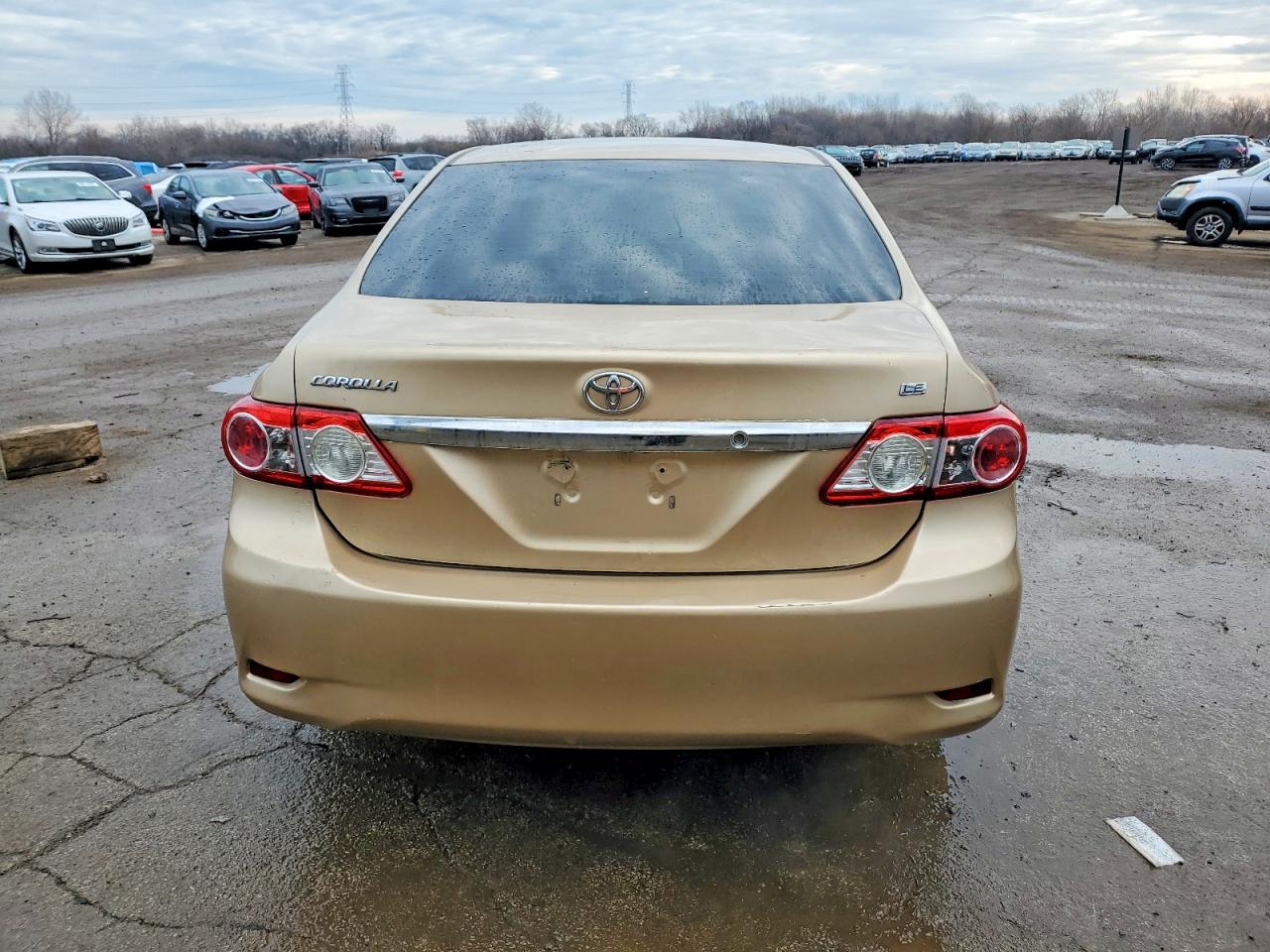 2012 TOYOTA COROLLA BASE photo 6