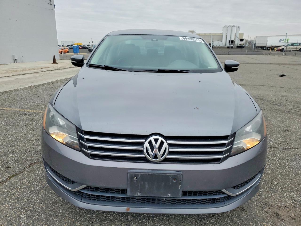 2014 VOLKSWAGEN PASSAT S photo 9