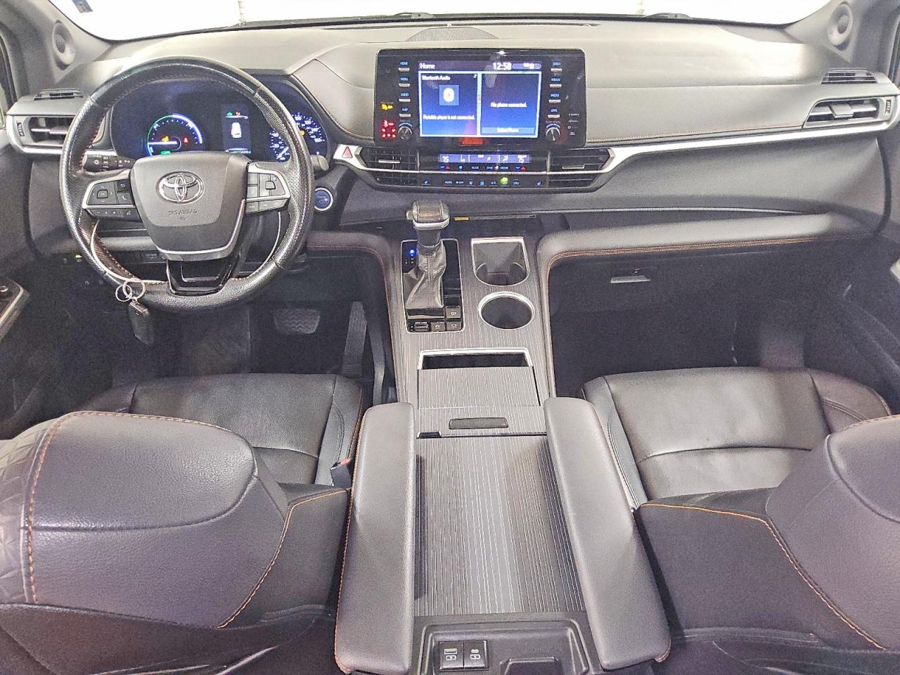 2021 TOYOTA SIENNA XSE photo 8