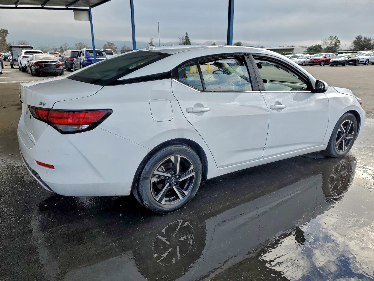 2024 NISSAN SENTRA SV photo 3