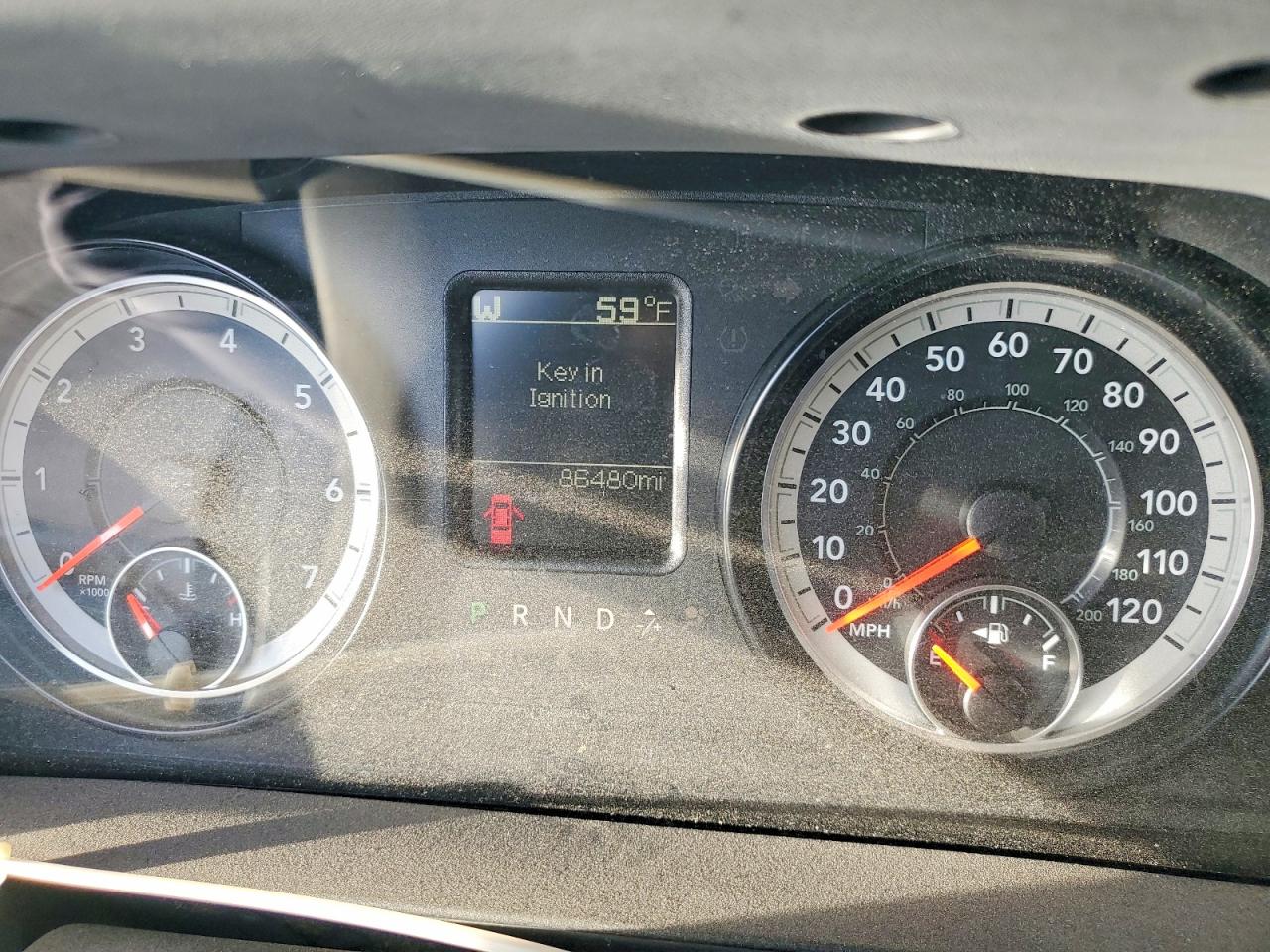 2016 RAM 1500 SLT photo 9