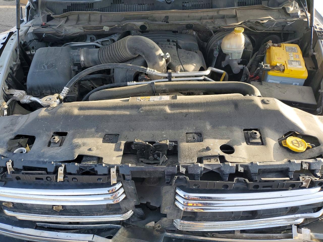 2016 RAM 1500 SLT photo 11