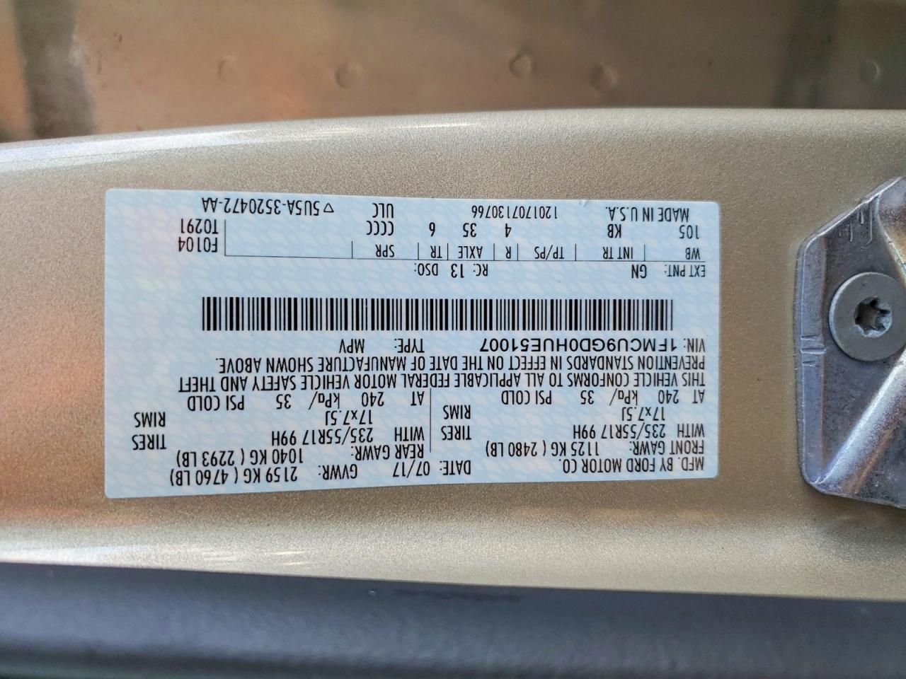 2017 FORD ESCAPE SE photo 12