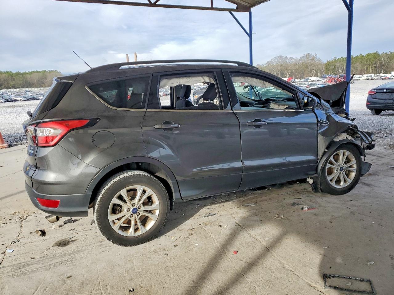 2018 FORD ESCAPE SE photo 3