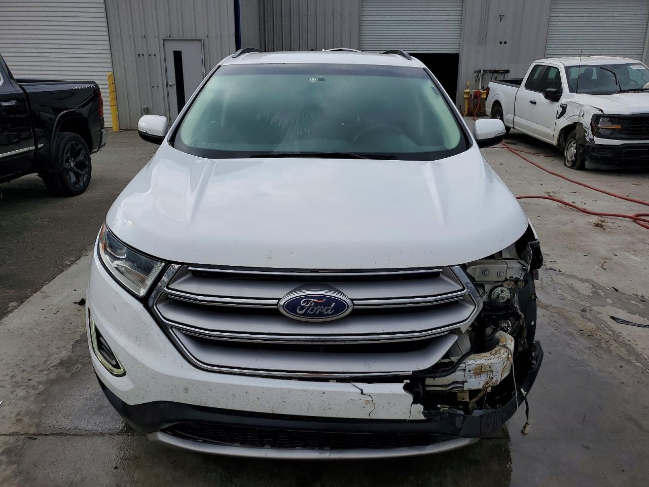 2017 FORD EDGE SEL photo 5