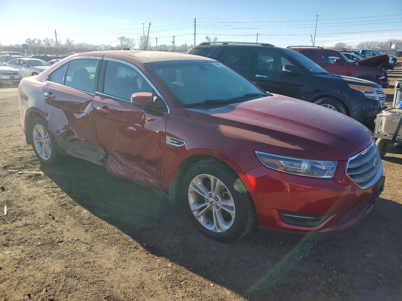 2015 FORD TAURUS SEL photo 4