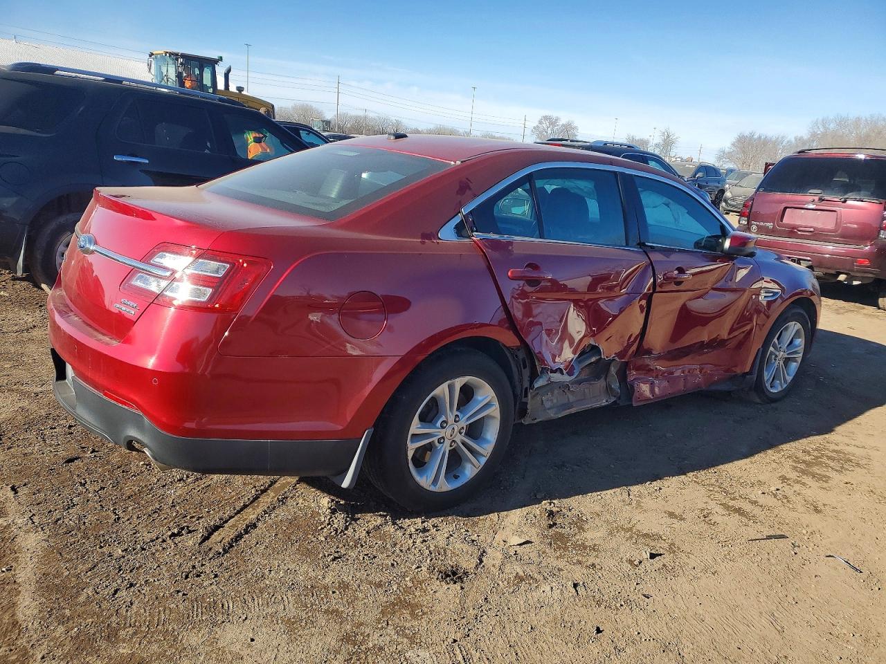 2015 FORD TAURUS SEL photo 3