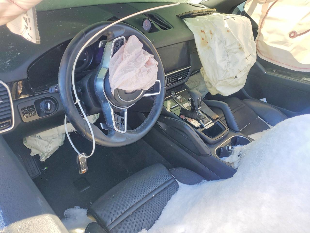 2020 PORSCHE CAYENNE photo 8