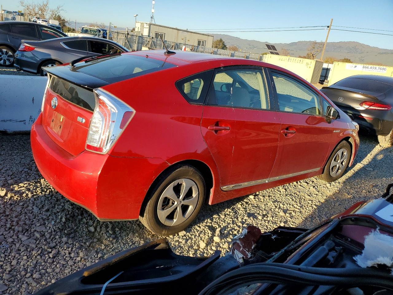 2013 TOYOTA PRIUS photo 3