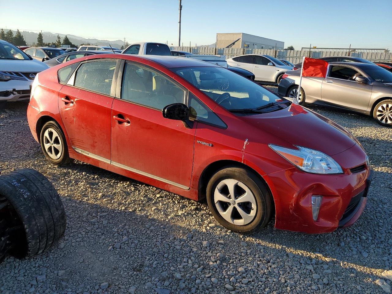 2013 TOYOTA PRIUS photo 4